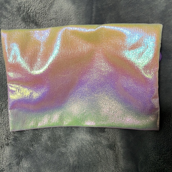 Ipsy Iridescent Makeup/Clutch Bag - Picture 2 of 2
